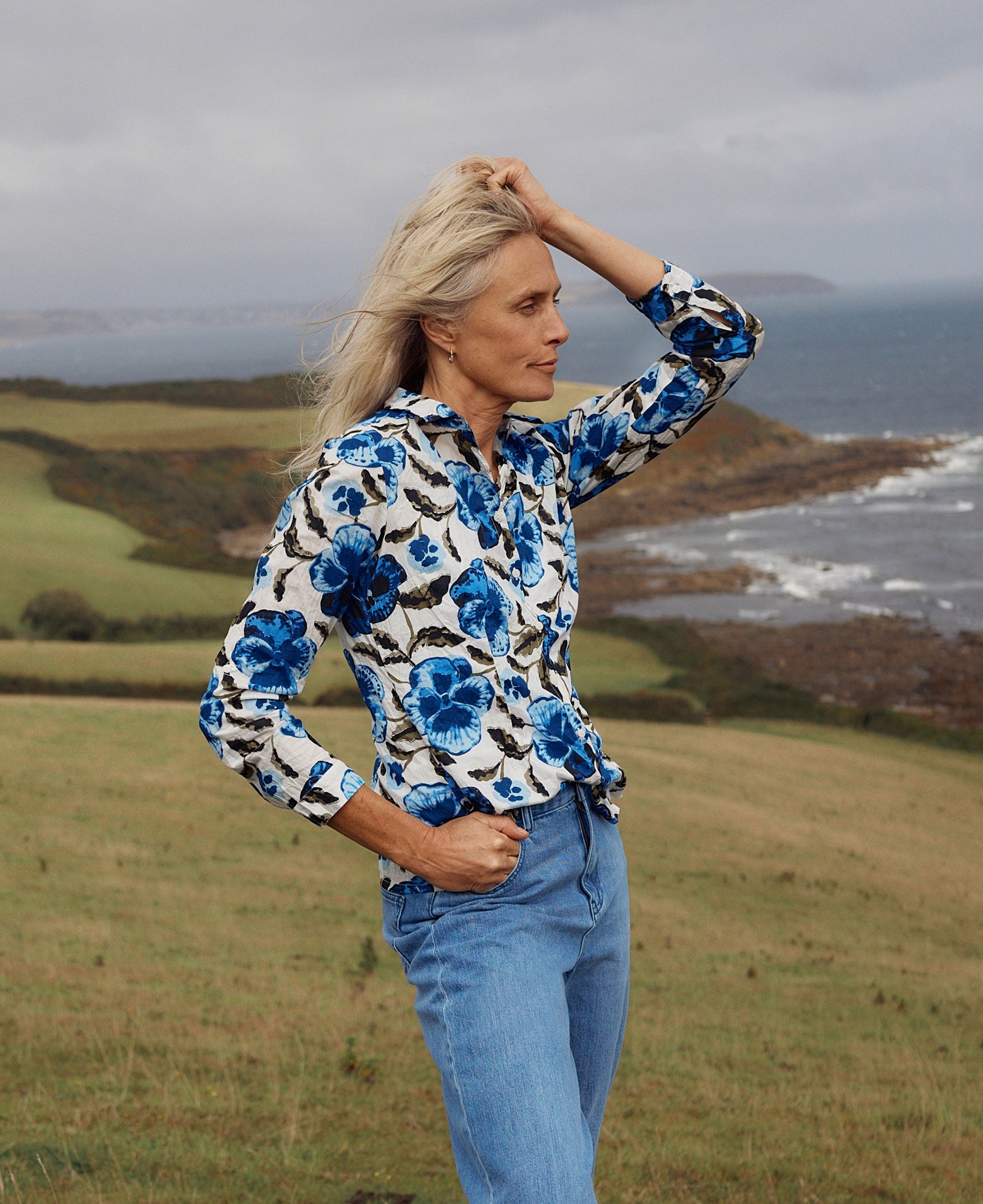 Larissa Shirt - Spring Pansy Chalk