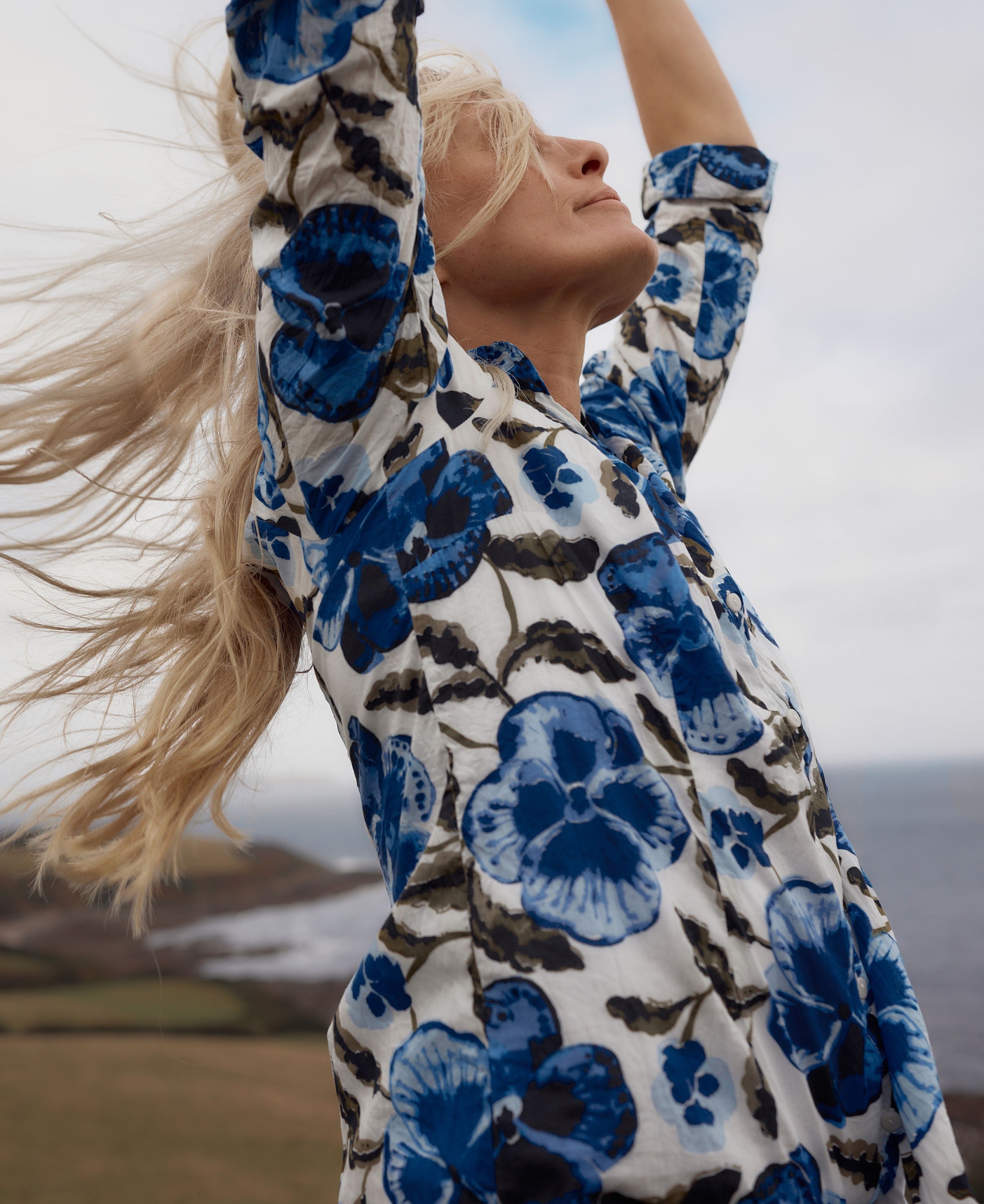 Larissa Shirt - Spring Pansy Chalk