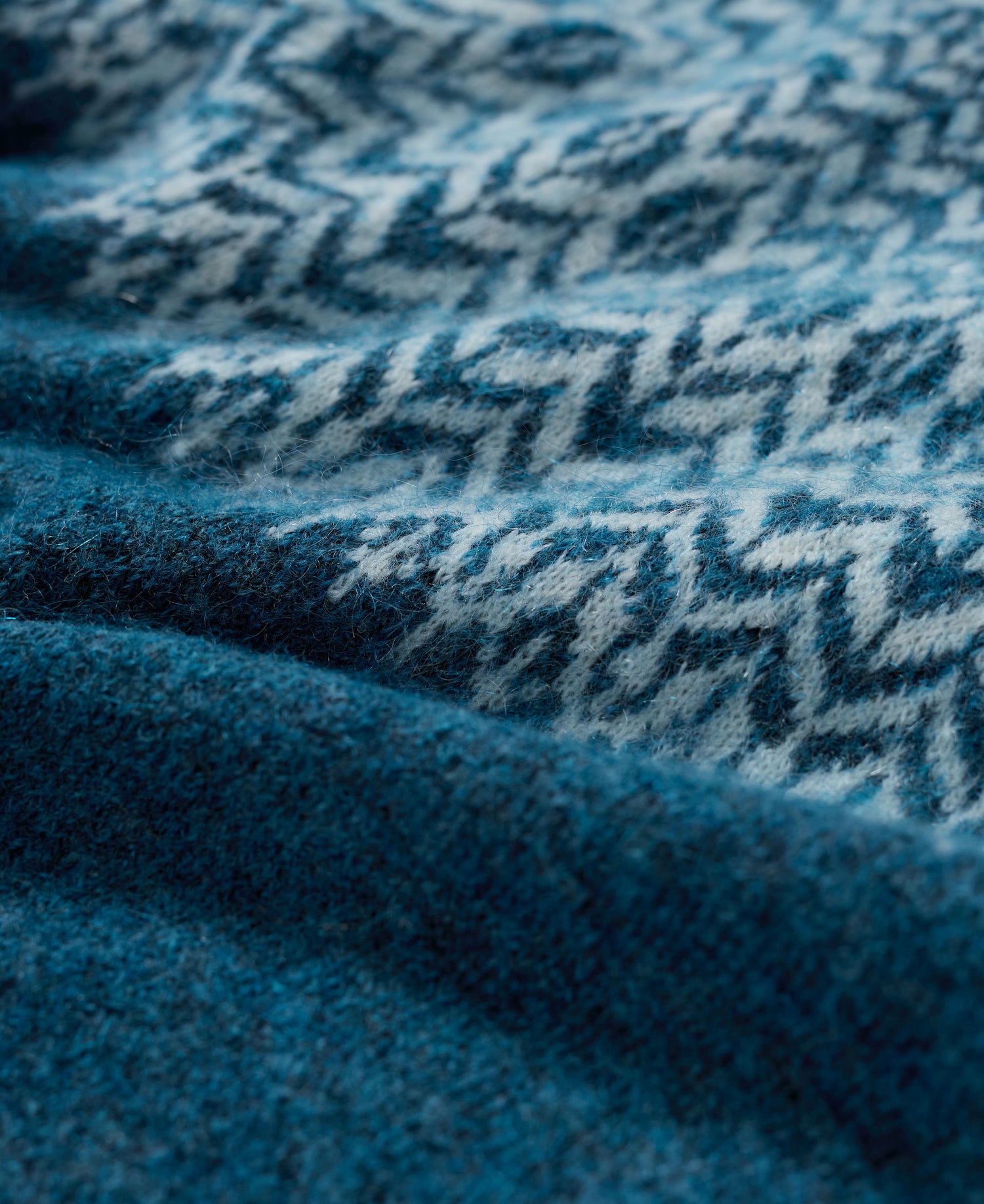 Spruce Frost Jumper Mohair - Hellebore Shore Limestone