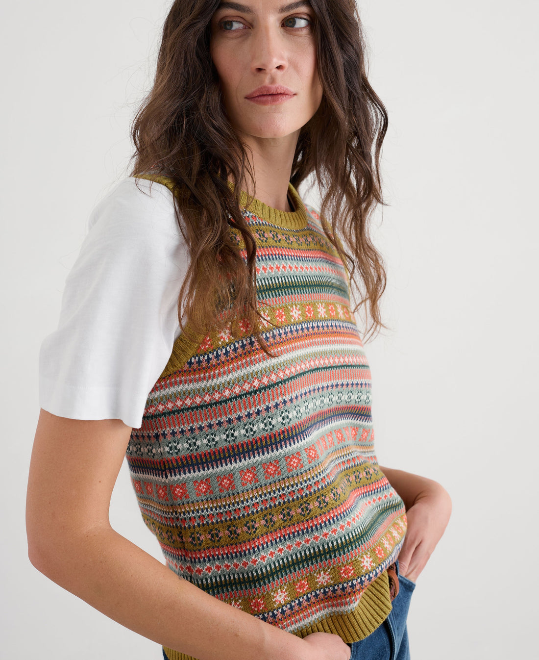 Cove Cottage Vest - Carved Relief Pear Multi