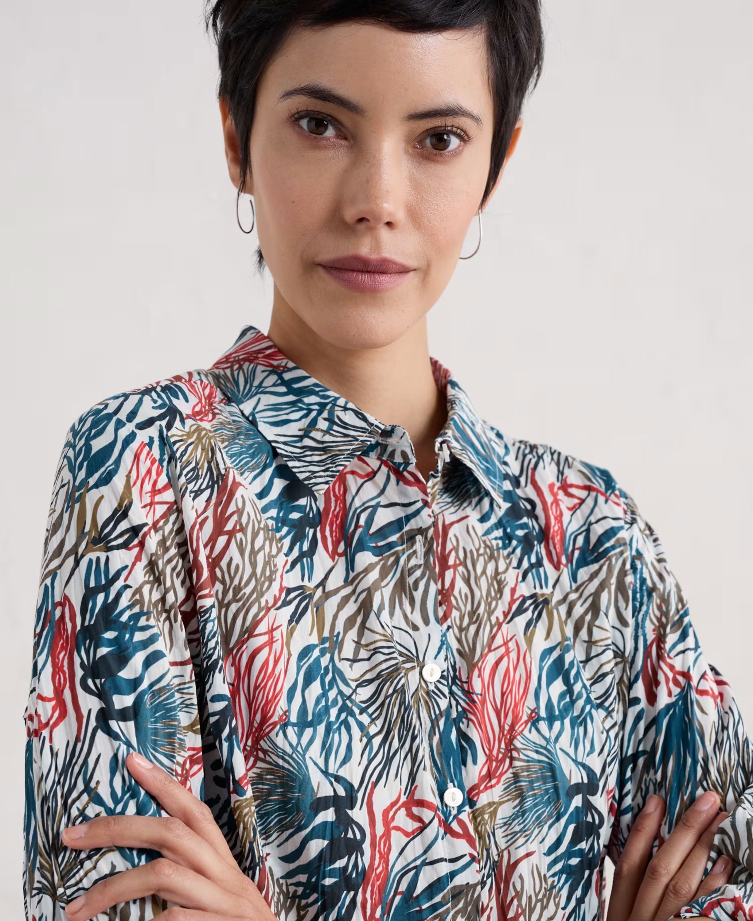 Larissa Shirt - River Kelp Chalk