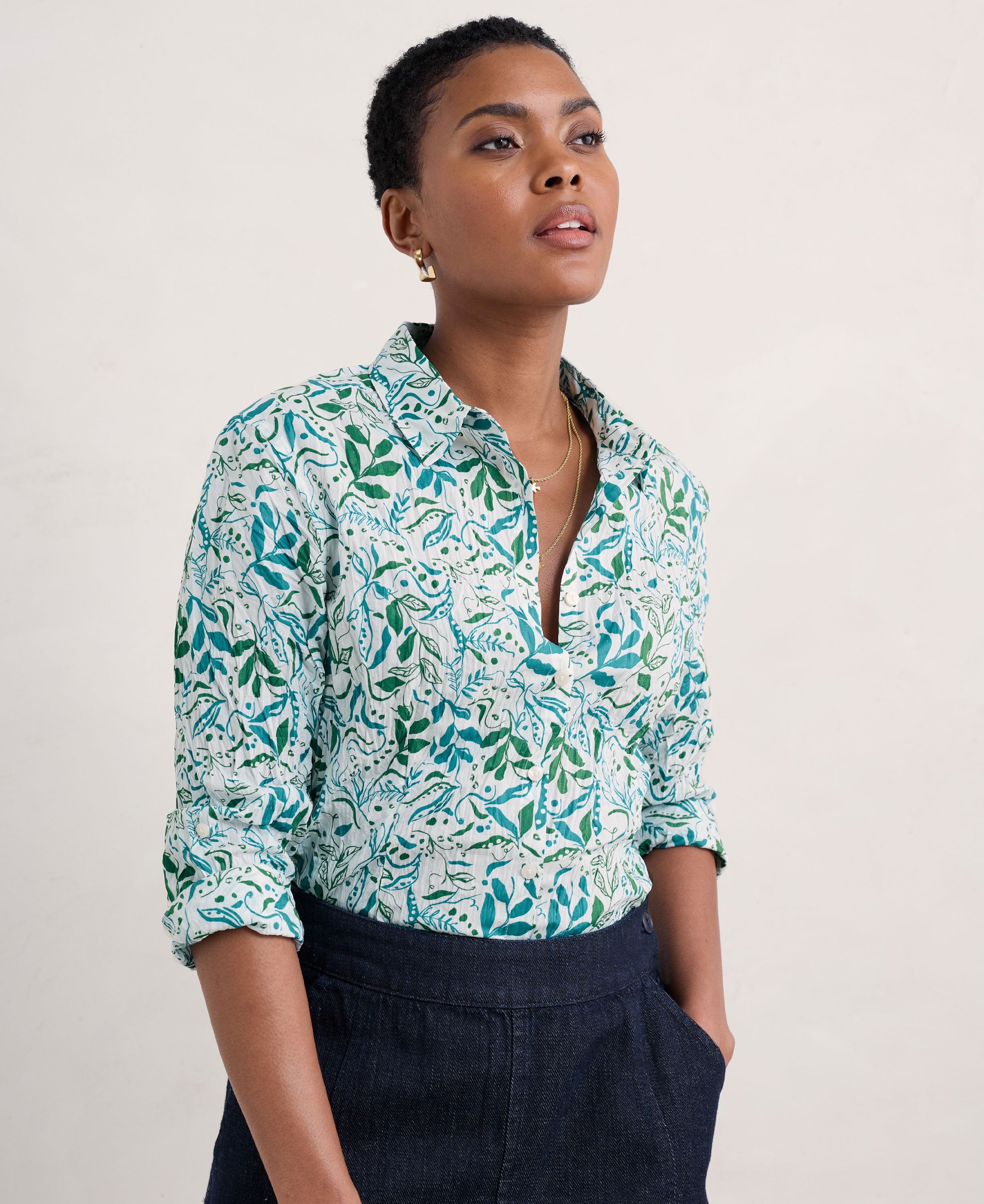 Larissa Shirt - Wandering Peas Chalk