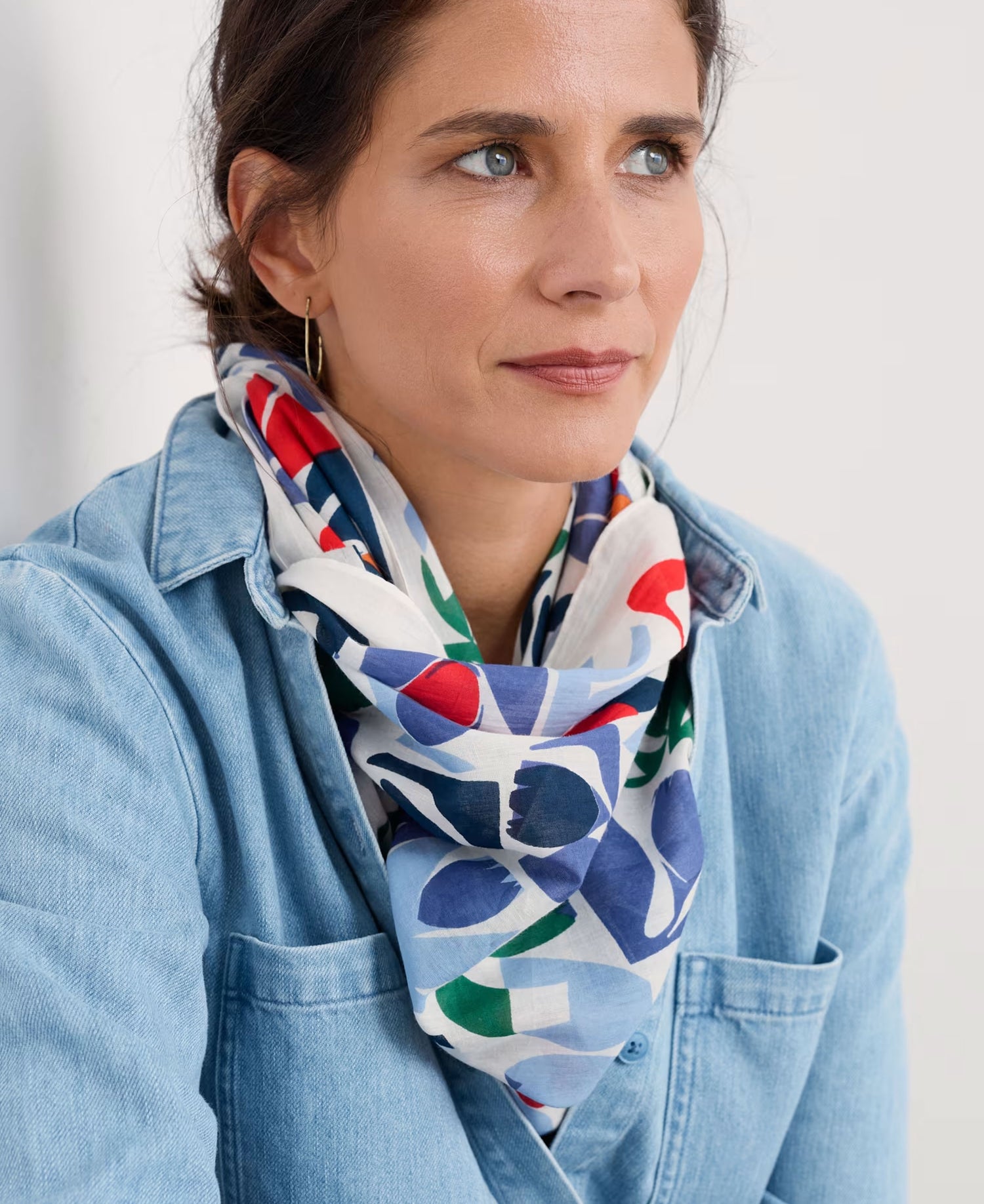 New Everyday Circle Scarf - Floral Cutout Chalk Mix