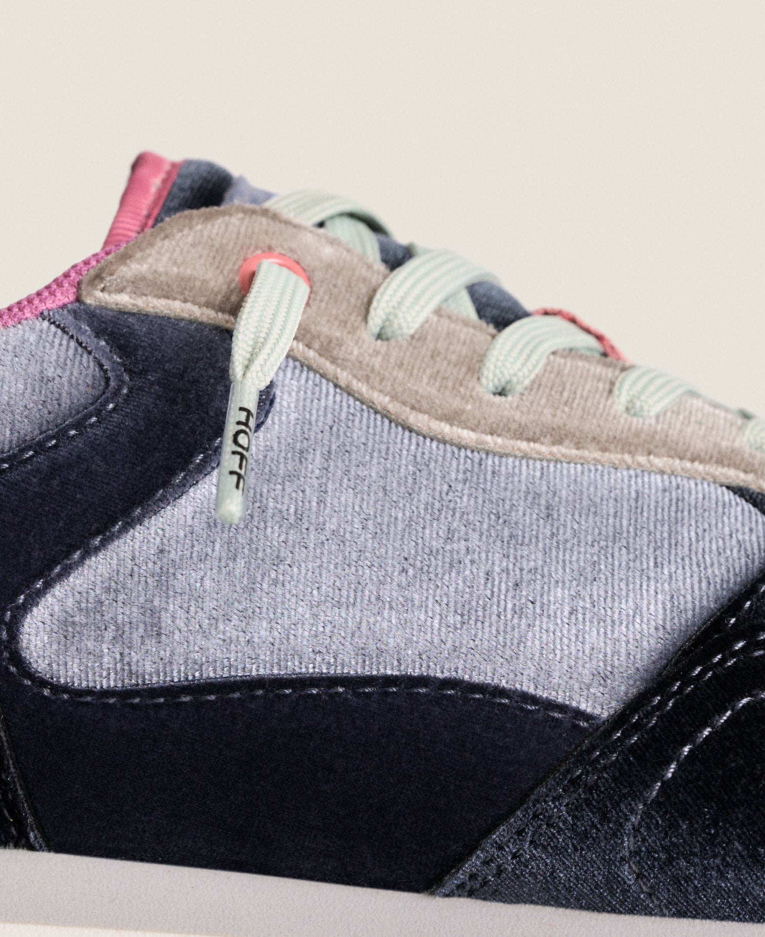 Sapphire Trainers - Grey/Pink
