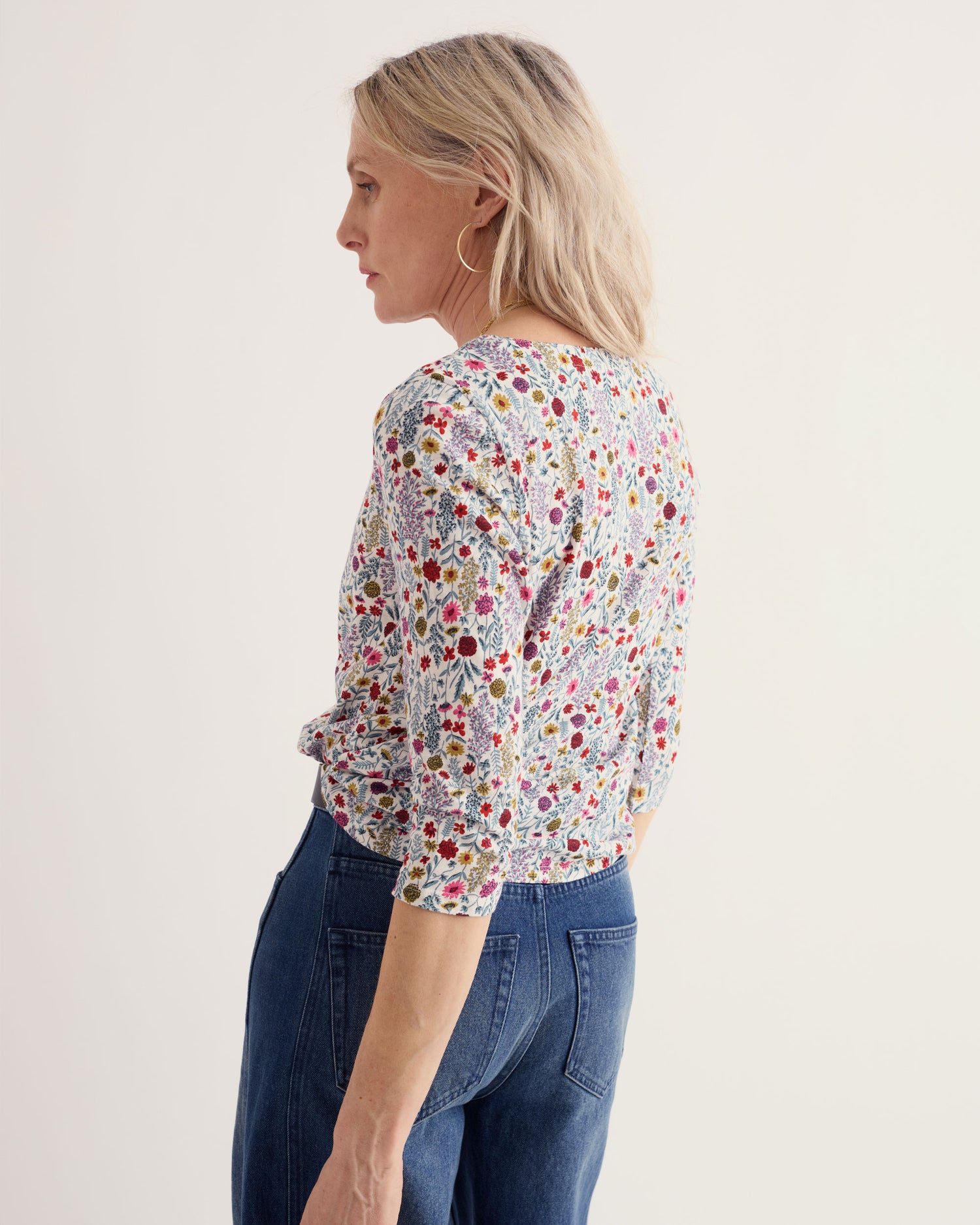 3/4 Studio Glass Top - Wild Borders Chalk