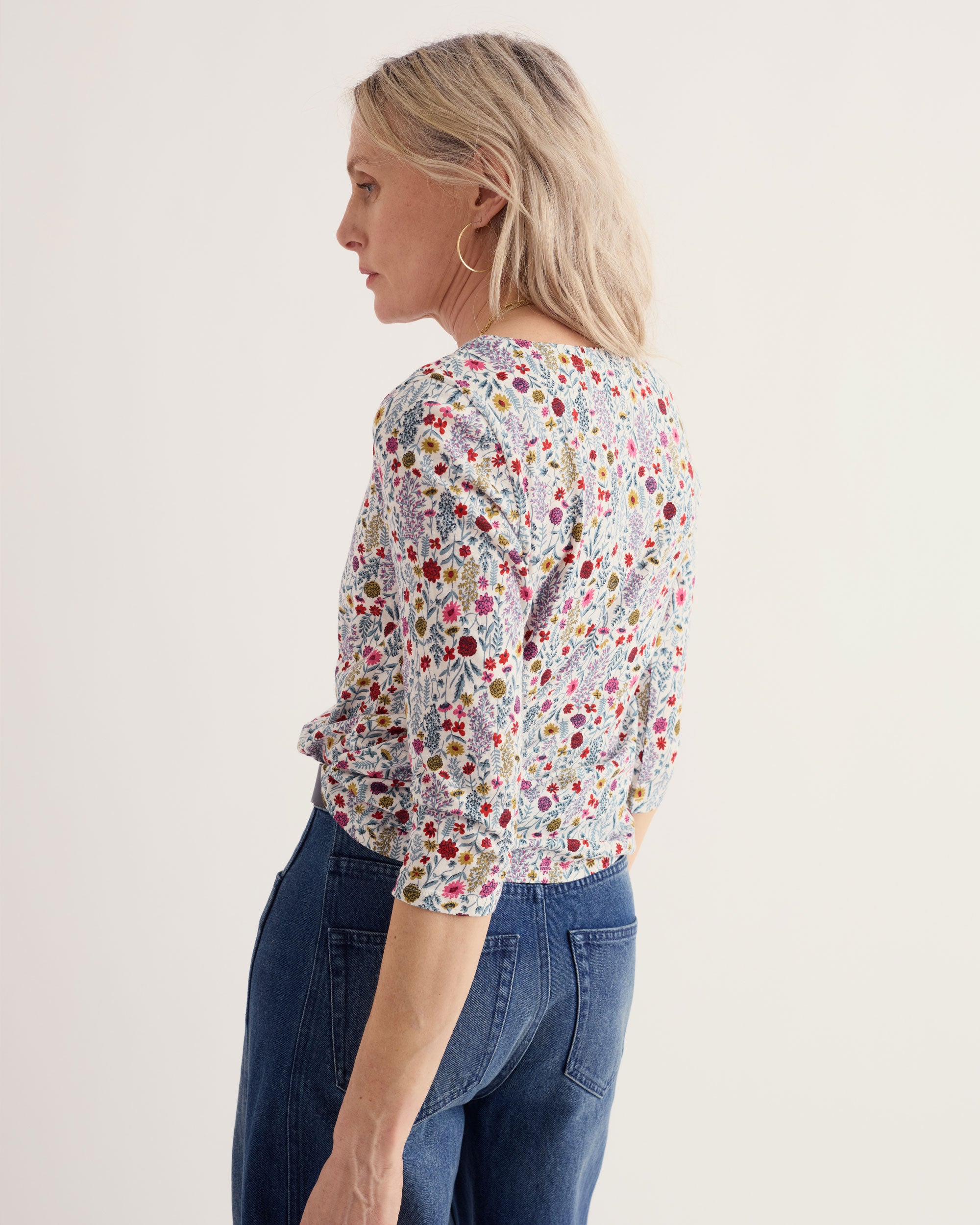 3/4 Studio Glass Top - Wild Borders Chalk