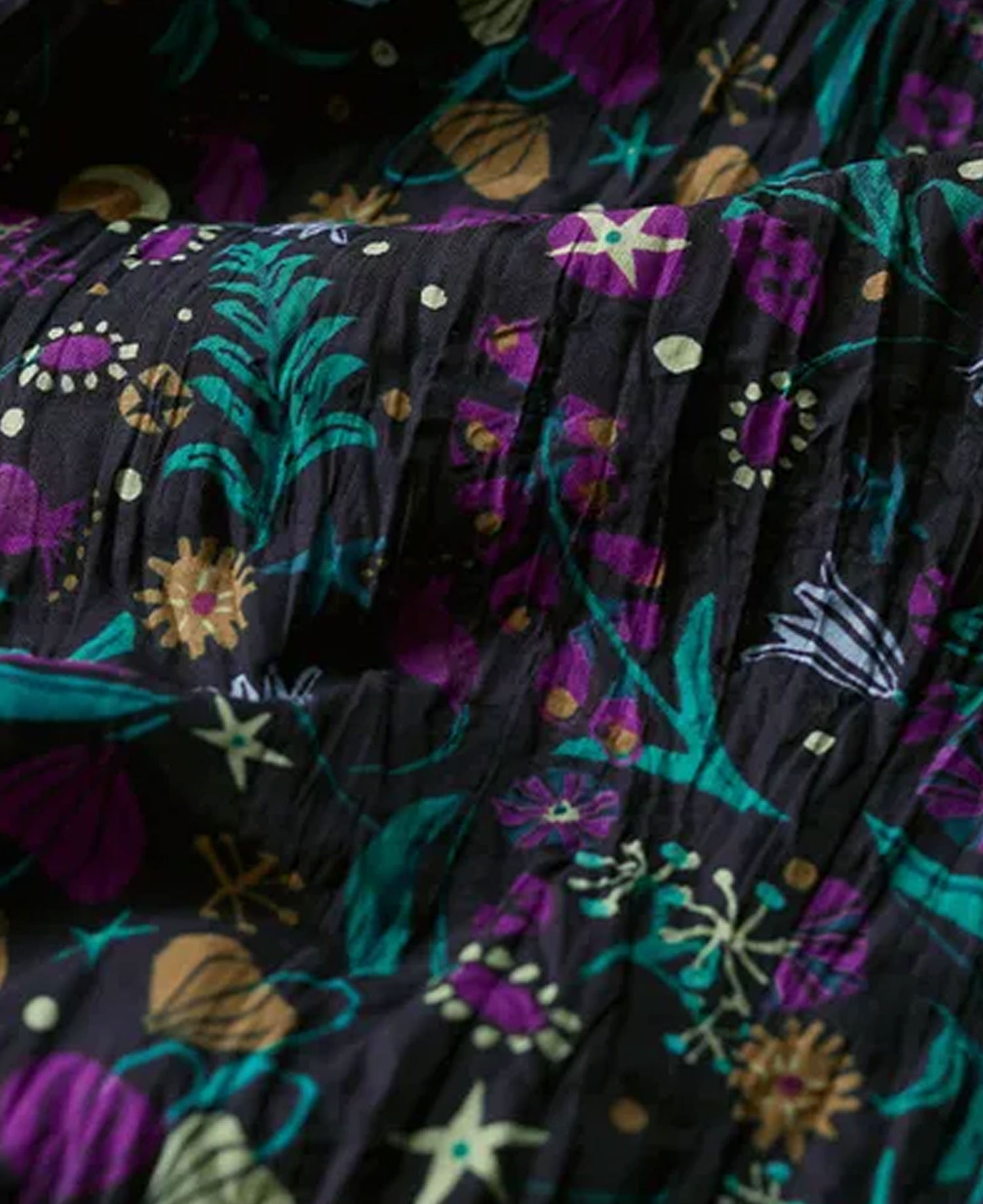 Larissa Shirt - Illuminated Garden Onyx