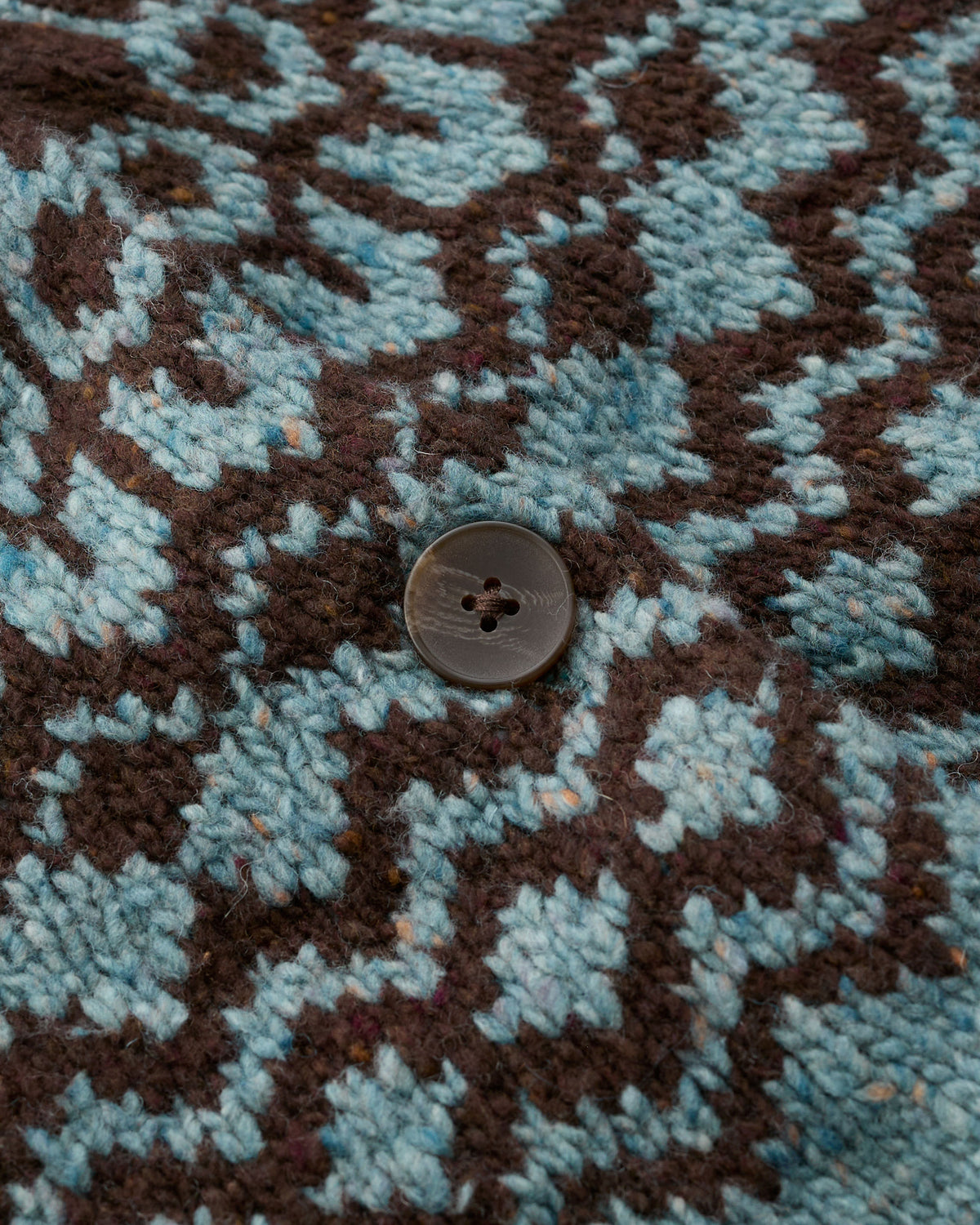Port Kinnis Cardigan - Wag Tail Lichen Seedbed