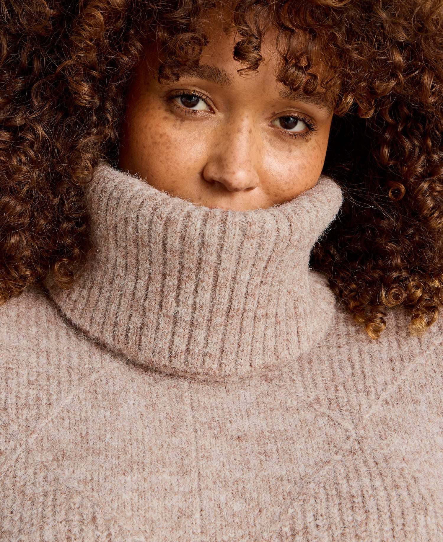 Diamond Stitch Poncho - Light Natural