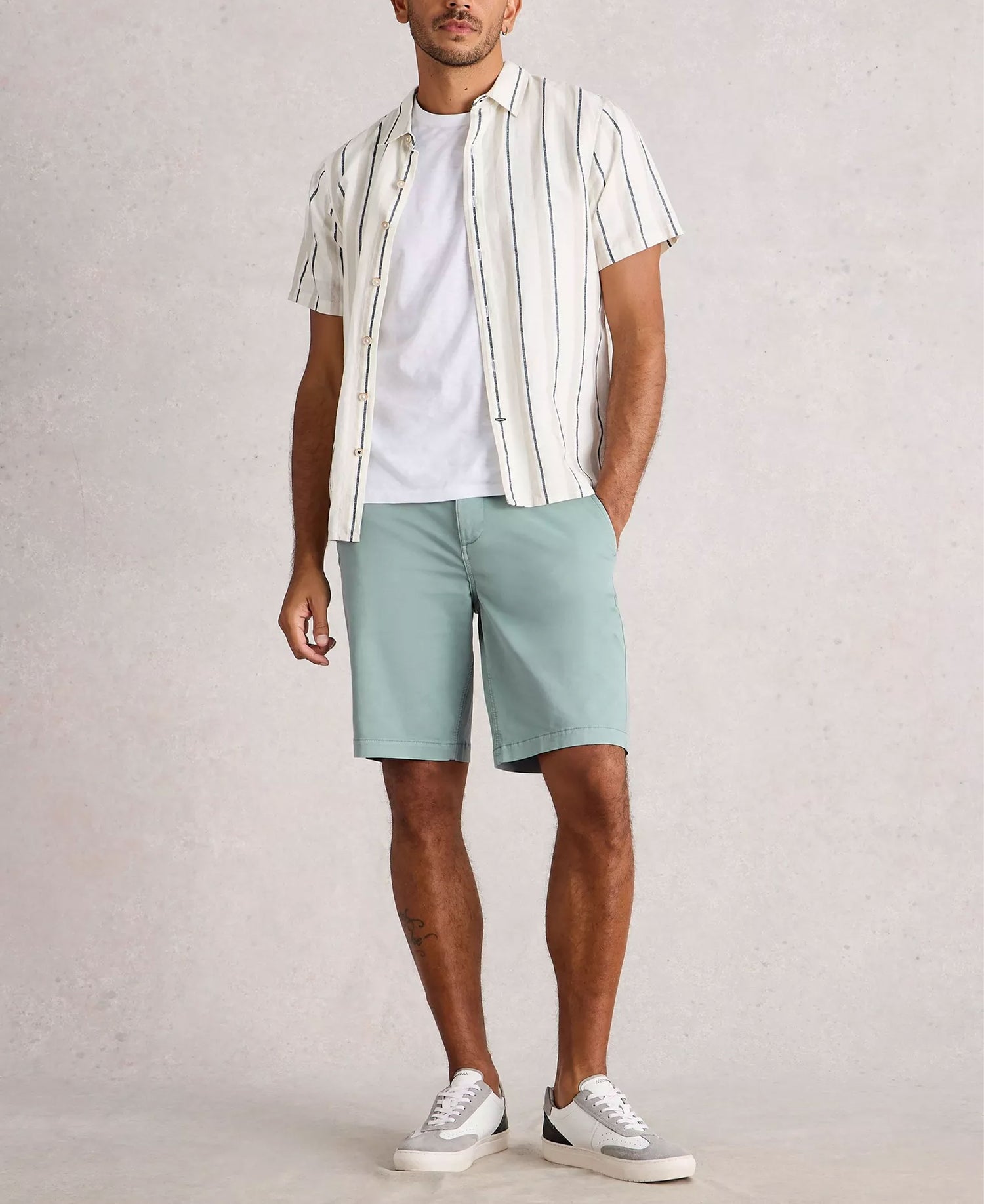 Sutton Organic Chino Short - Light Blue