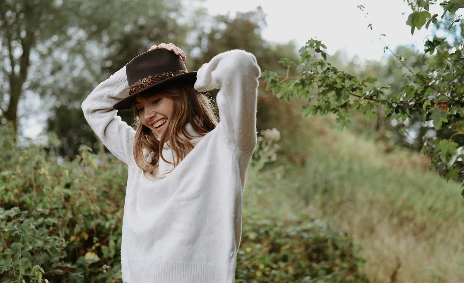 Suffolk Fedora - Dark Brown Pheasant Feather Wrap