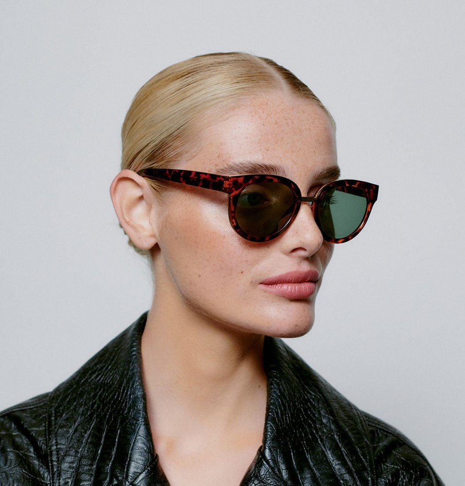 Jolie Sunglasses - Demi Tortoise